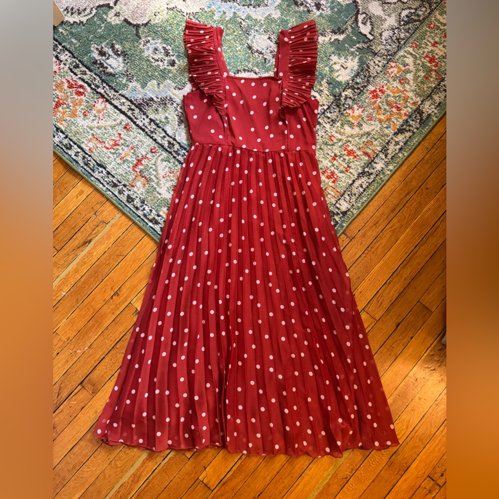 Red Polka Dot Pleated Dress - Picture 5 of 10